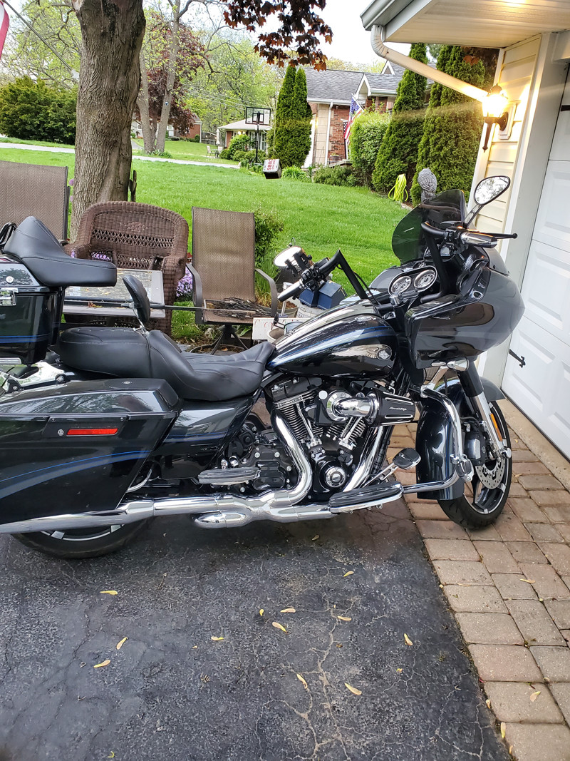 2013 HarleyDavidson® FLTRXSE2ANV CVO® Road Glide® Custom 110th