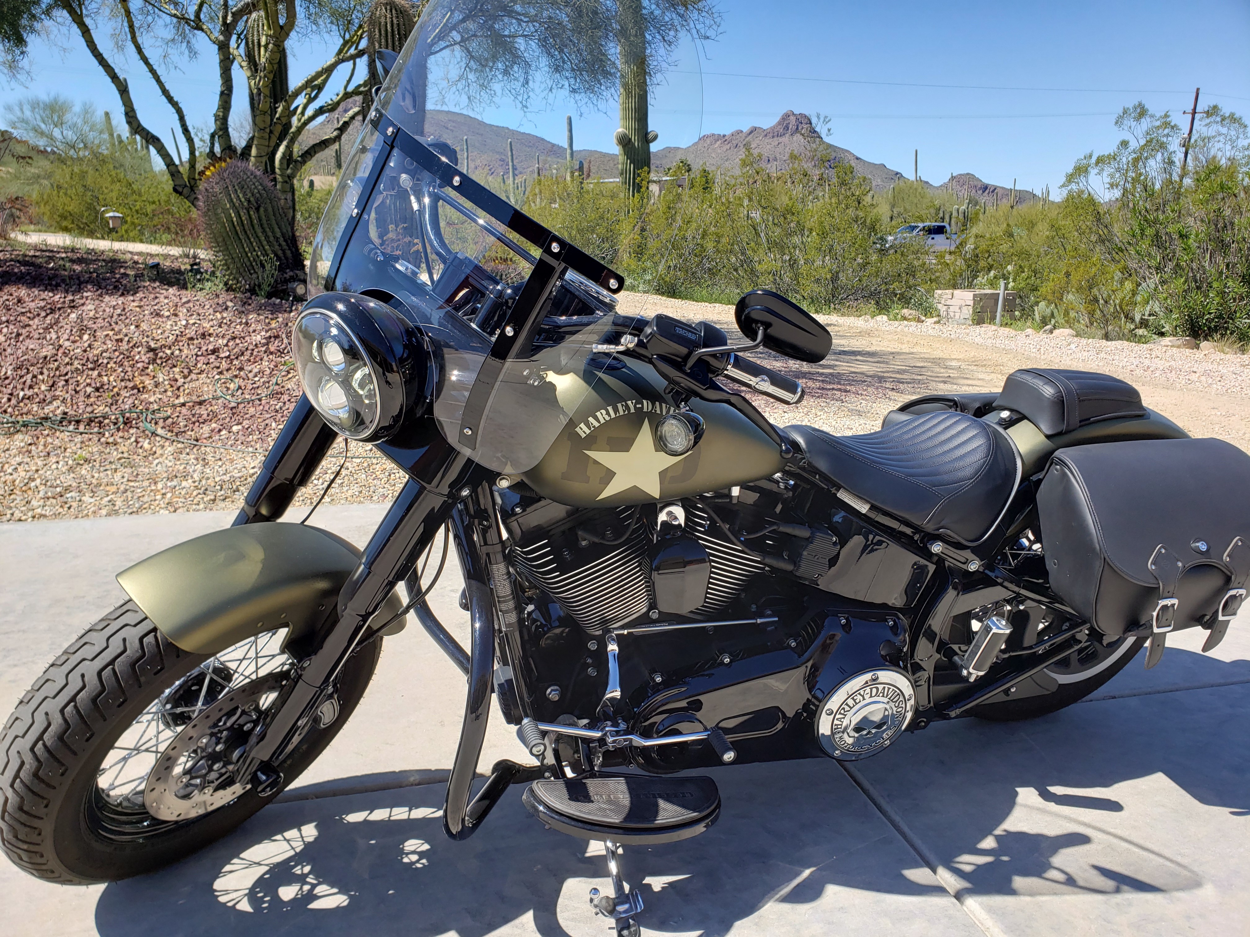 2017 Harley-Davidson® FLS Softail® Slim® S (WWII Olive Green), Tucson