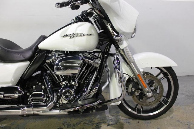 2023 road glide special white sand pearl