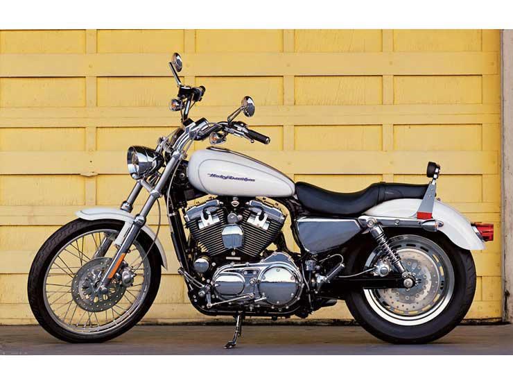 2005 Harley-Davidson® XLH-1200 Sportster® 1200 Custom (Chopper Blue