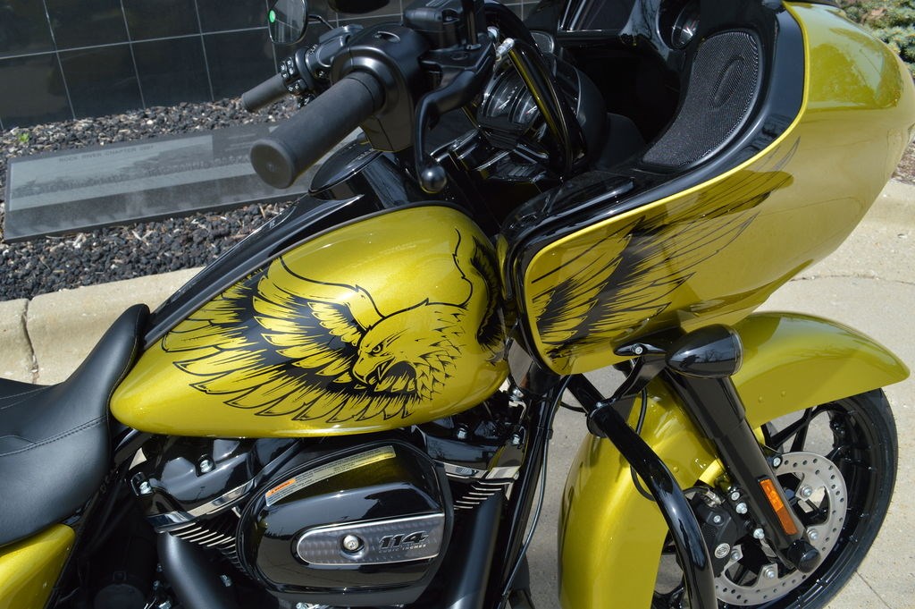 2020 HarleyDavidson® FLTRXS Road Glide® Special (Eagle Eye Yellow