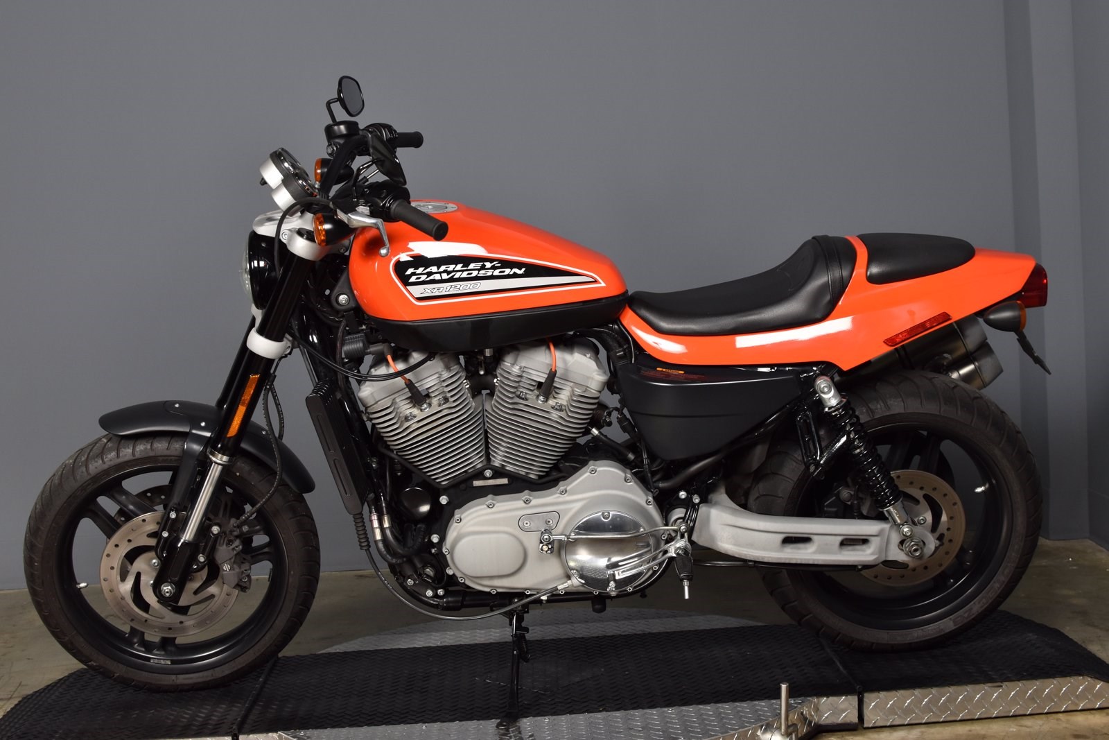 2009 HarleyDavidson® XR1200 Sportster® XR1200™ (Orange), Palm Bay, Florida (1052660