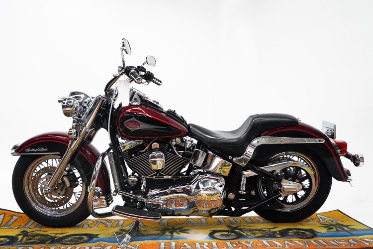 2000 Harley-Davidson® FLSTC Heritage Softail® Classic (FIREFIGHTER