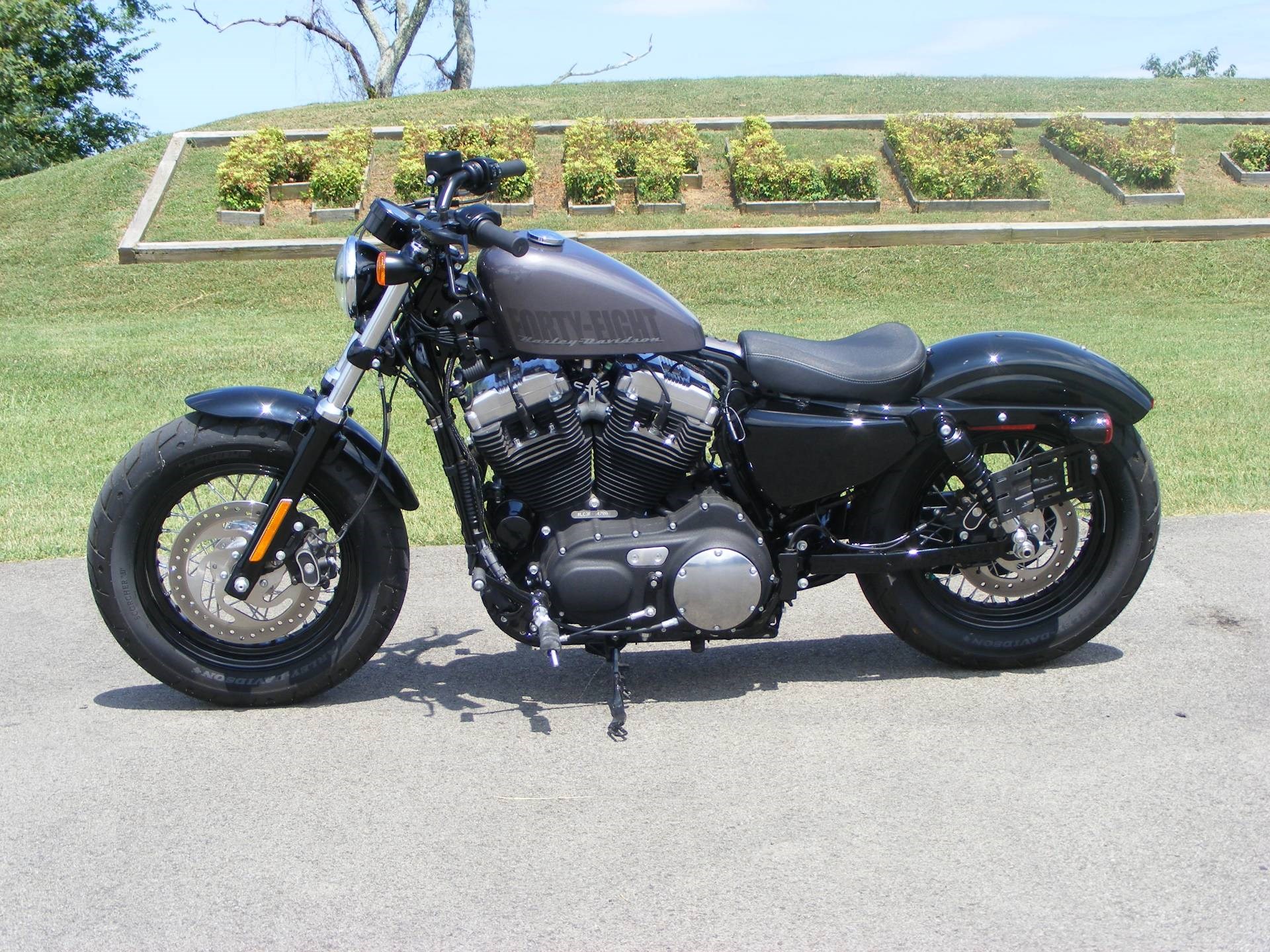 2015 HarleyDavidson® XL1200X Sportster® FortyEight® (Charcoal Pearl), Morristown, Tennessee