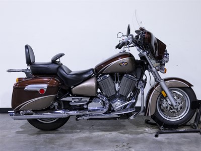 victory chopper motorcycles