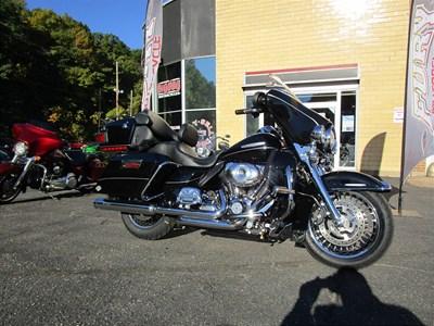 Used 2011 Harley-Davidson® Electra Glide® Ultra Limited®