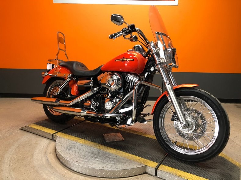 2012 Harley-Davidson® FXDC Dyna® Super Glide Custom (Tequila Sunrise/HD