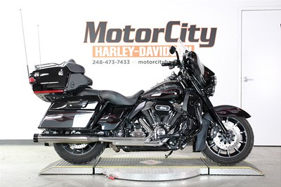 Used 2010 Harley-Davidson® CVO™ Ultra Classic® Electra Glide®
