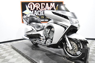Used 2011 Victory Vision® Tour