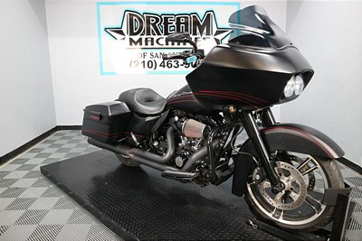 Used 2011 Harley-Davidson® Road Glide® Custom