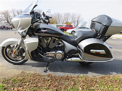 Used 2017 Victory Cross Country™