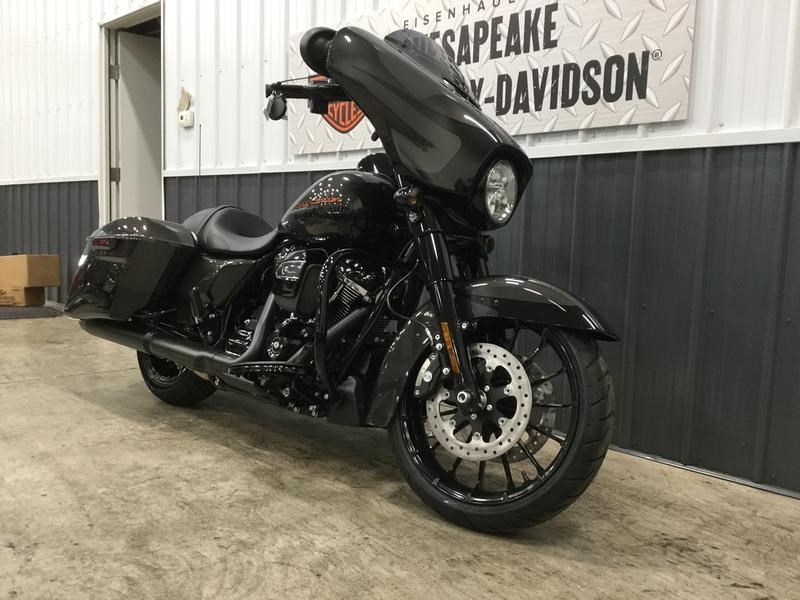 2019 Street Glide Special Silver Flux/black Fuse For Sale 2019 Harley-Davidson® FLHXS Street Glide® Special (Silver Flux/Black