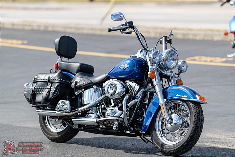 2015 Harley-Davidson® FLSTC Heritage Softail® Classic (Superior Blue