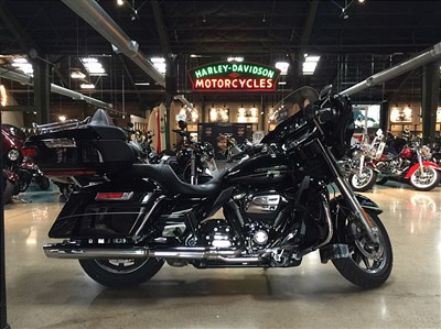 Used 2017 Harley-Davidson® Electra Glide® Ultra Limited® Low