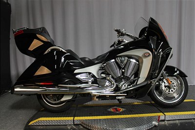 Used 2009 Victory Kingpin®