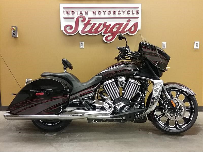 2015 victory magnum x1