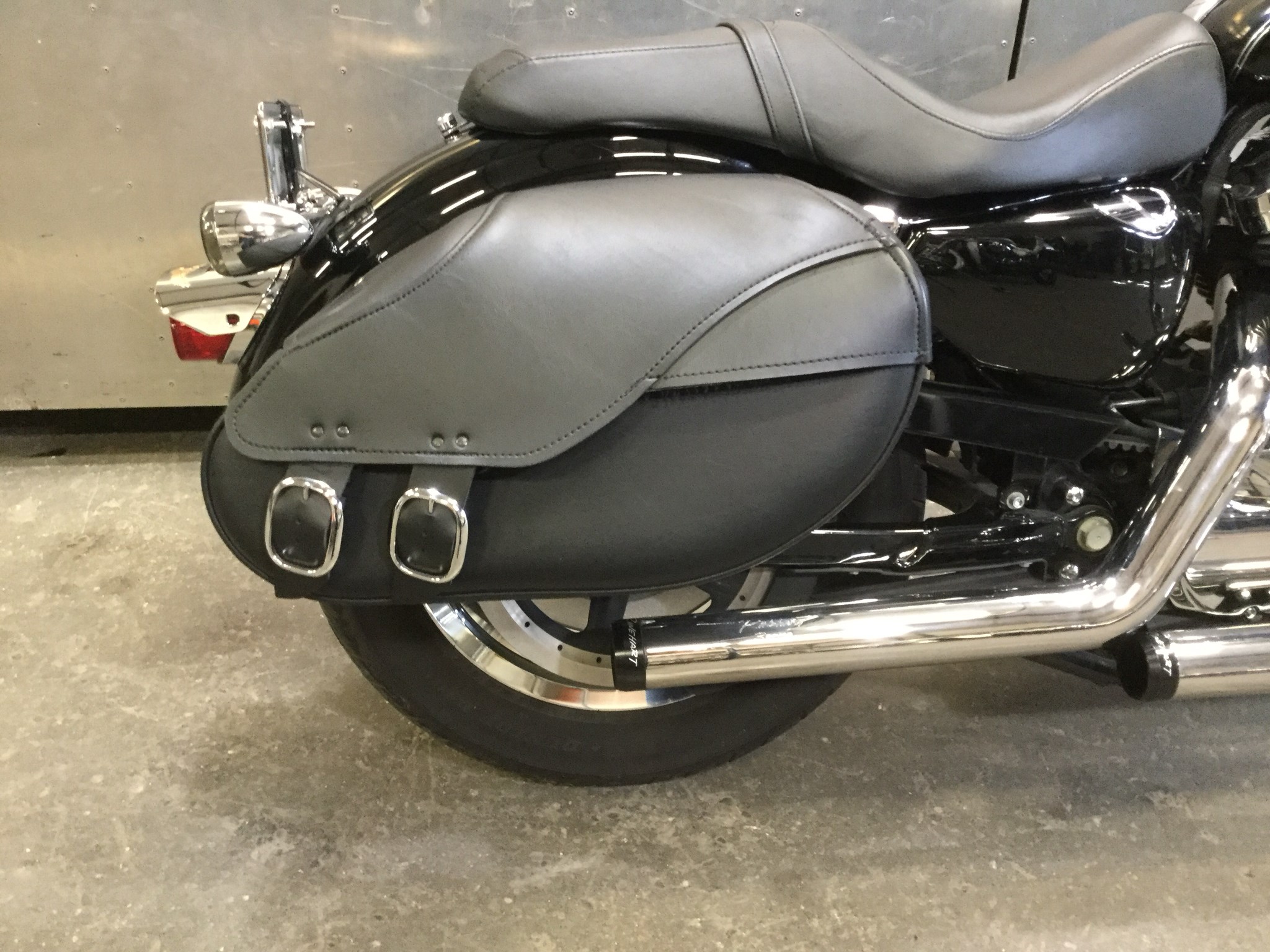 2007 Harley-Davidson® XL1200C Sportster® 1200 Custom (BLACK), Salt Lake