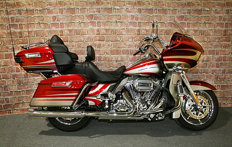 2016 Harley-Davidson® FLTRUSE CVO™ Road Glide® Ultra (Ruby ...