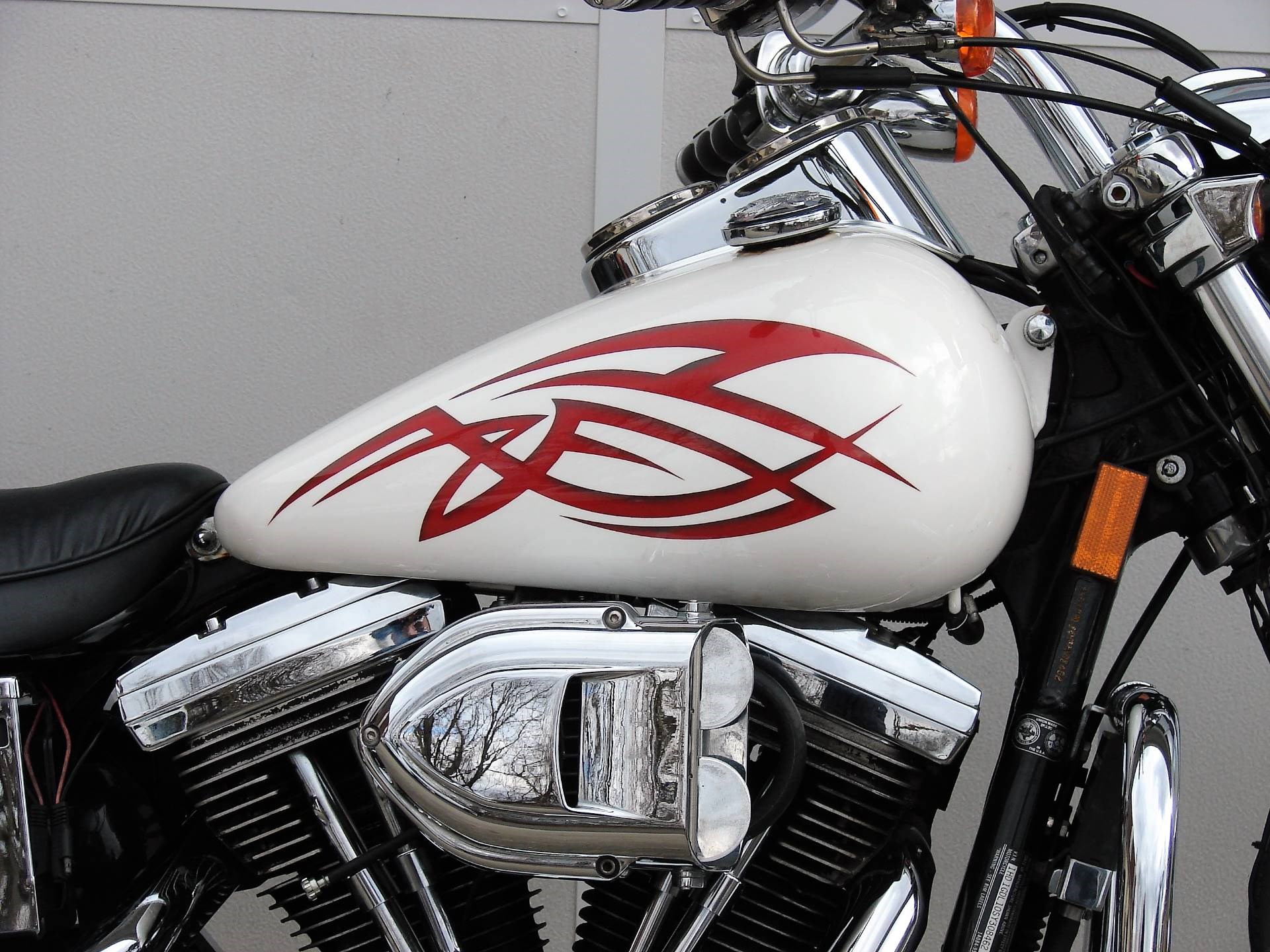 1995 HarleyDavidson® FXDL Dyna® Low Rider® (White (with Red Tribal on