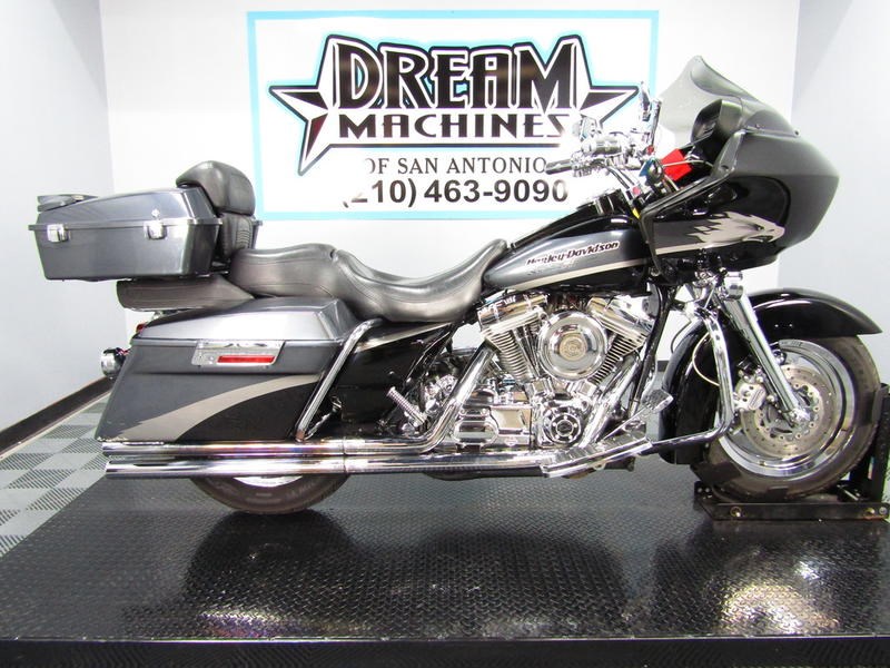 2001 Harley-Davidson® FLTRSEI Screamin' Eagle® Road Glide® (Vivid Black