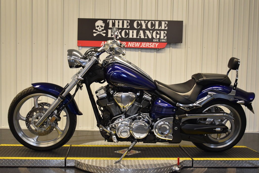 2014 Yamaha XV1900CU Raider S (Blue), Andover, New Jersey (1076501