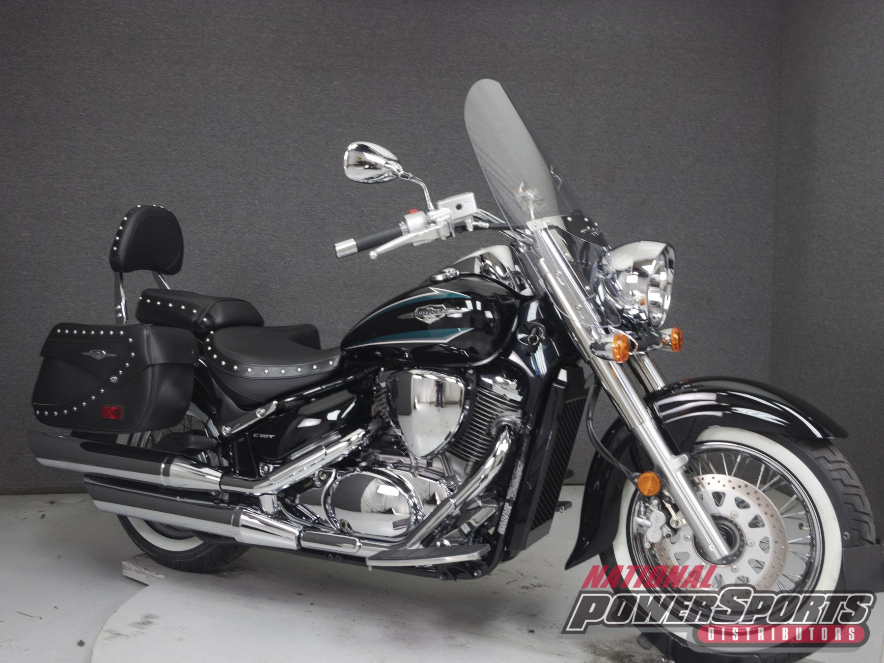 2017 Suzuki Boulevard C50 (BLACK), Pembroke, New Hampshire (980907