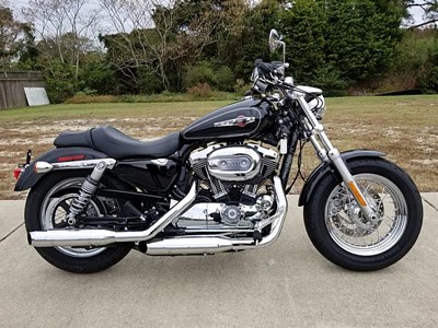 New 2017 Harley-Davidson® Sportster® 1200 Custom