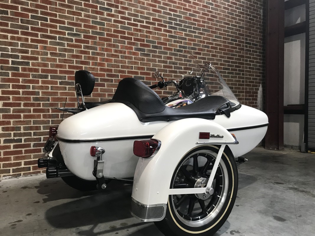 2003 HarleyDavidson® FLHRISidecar Road King® with Sidecar (White