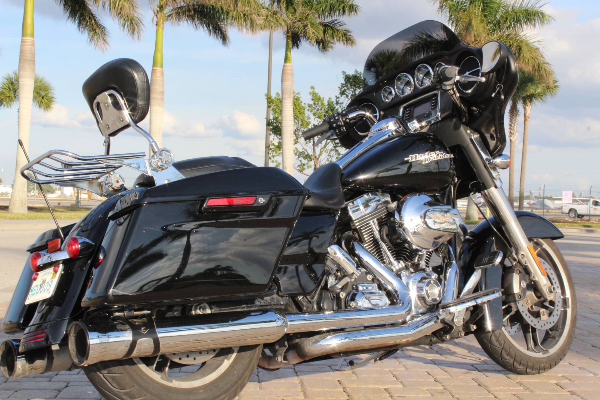 2014 Harley-Davidson® FLHX Street Glide® (Vivid Black), Fort Myers