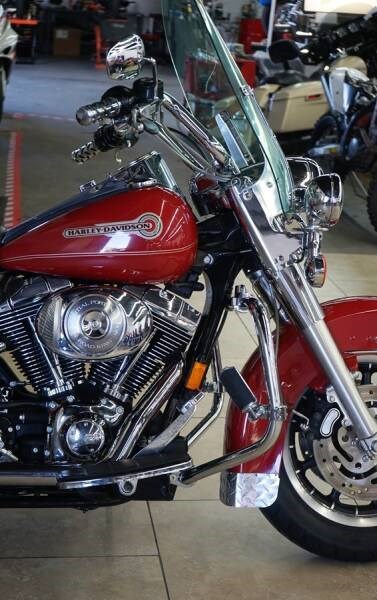 2005 Harley-Davidson® FLHR/I Road King® Firefighter/Peace Officer (Fire