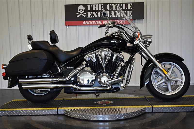2015 Honda® VTX1300CT Interstate 1300, Andover, New Jersey (1076500) CycleCrunch