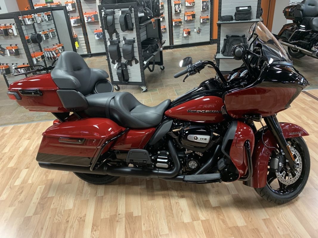 2021 billiard red road glide