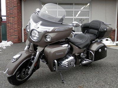 New 2018 Indian® Roadmaster®
