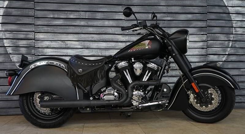 2010 Indian® Motorcycle Chief® Dark Horse (Thunder Black Matte), Mesa
