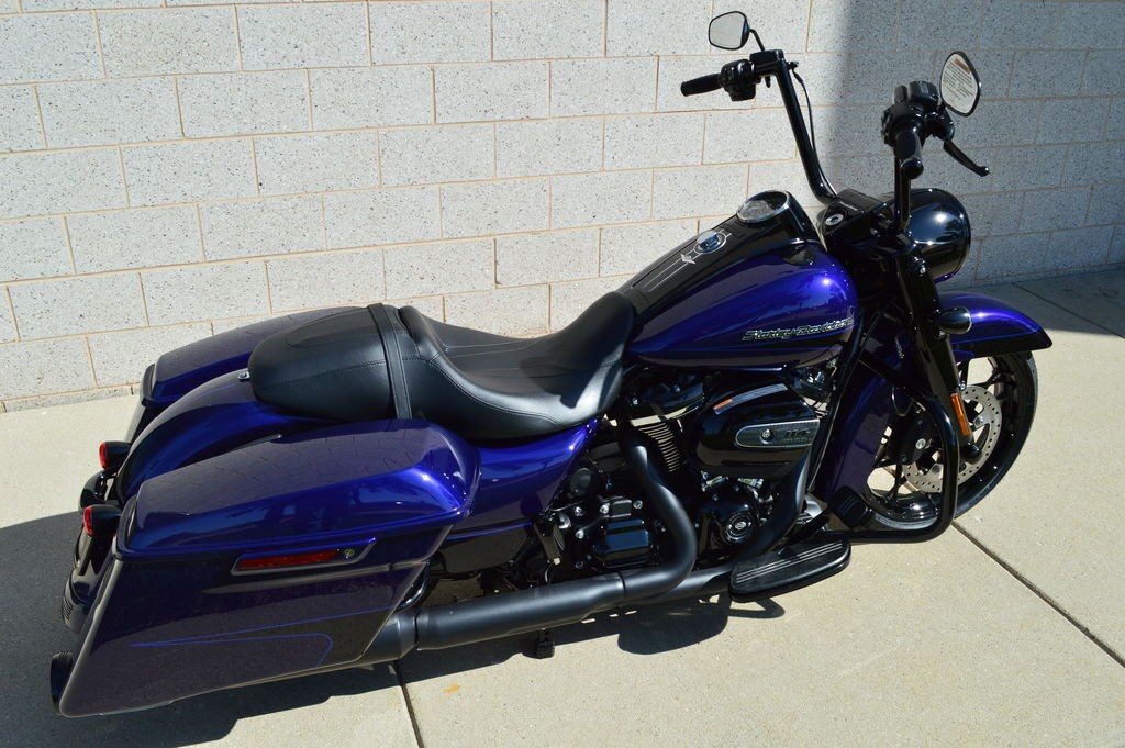 2020 HarleyDavidson® FLHRXS Road King® Special (Zephyr Blue/Black