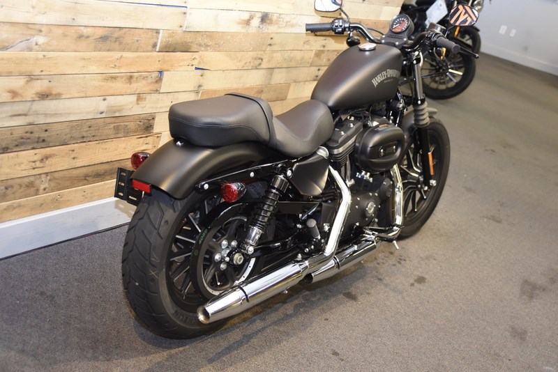 2014 HarleyDavidson® XL883N Sportster® Iron 883™ (Black Denim