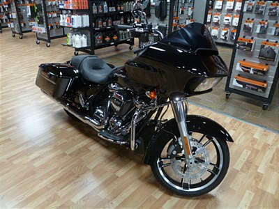 New 2019 Harley-Davidson® Road Glide®