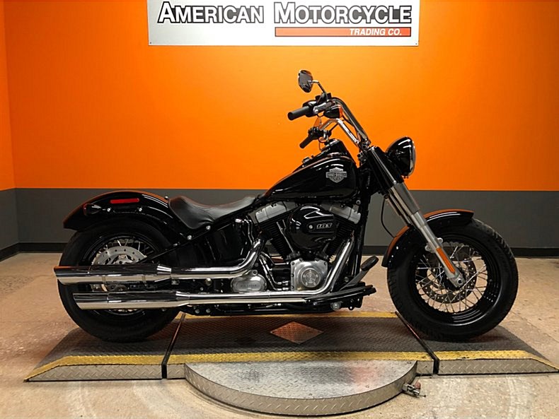 2017 Harley-Davidson® FLS Softail® Slim® (Vivid Black), Bedford, Texas