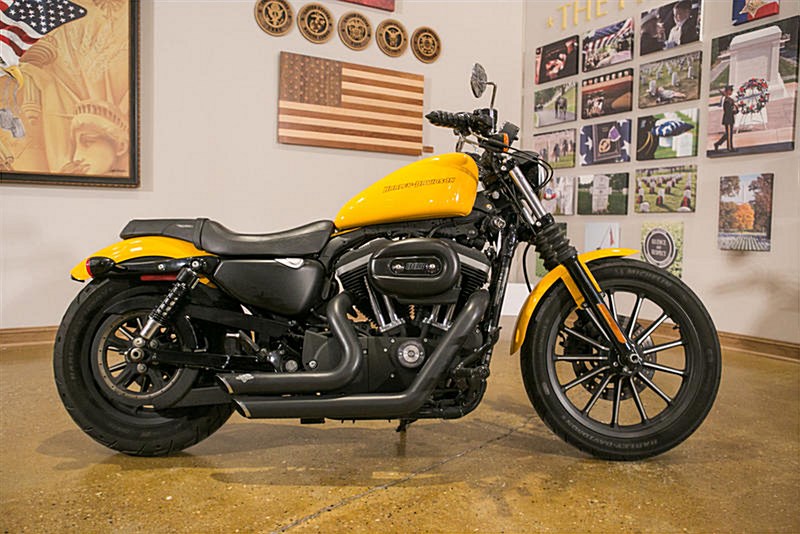 2011 HarleyDavidson® XL883N Sportster® Iron 883™ (YELLOW), Woodstock