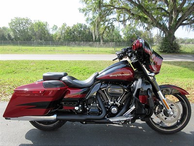 Used 2017 Harley-Davidson® Street Glide® Special