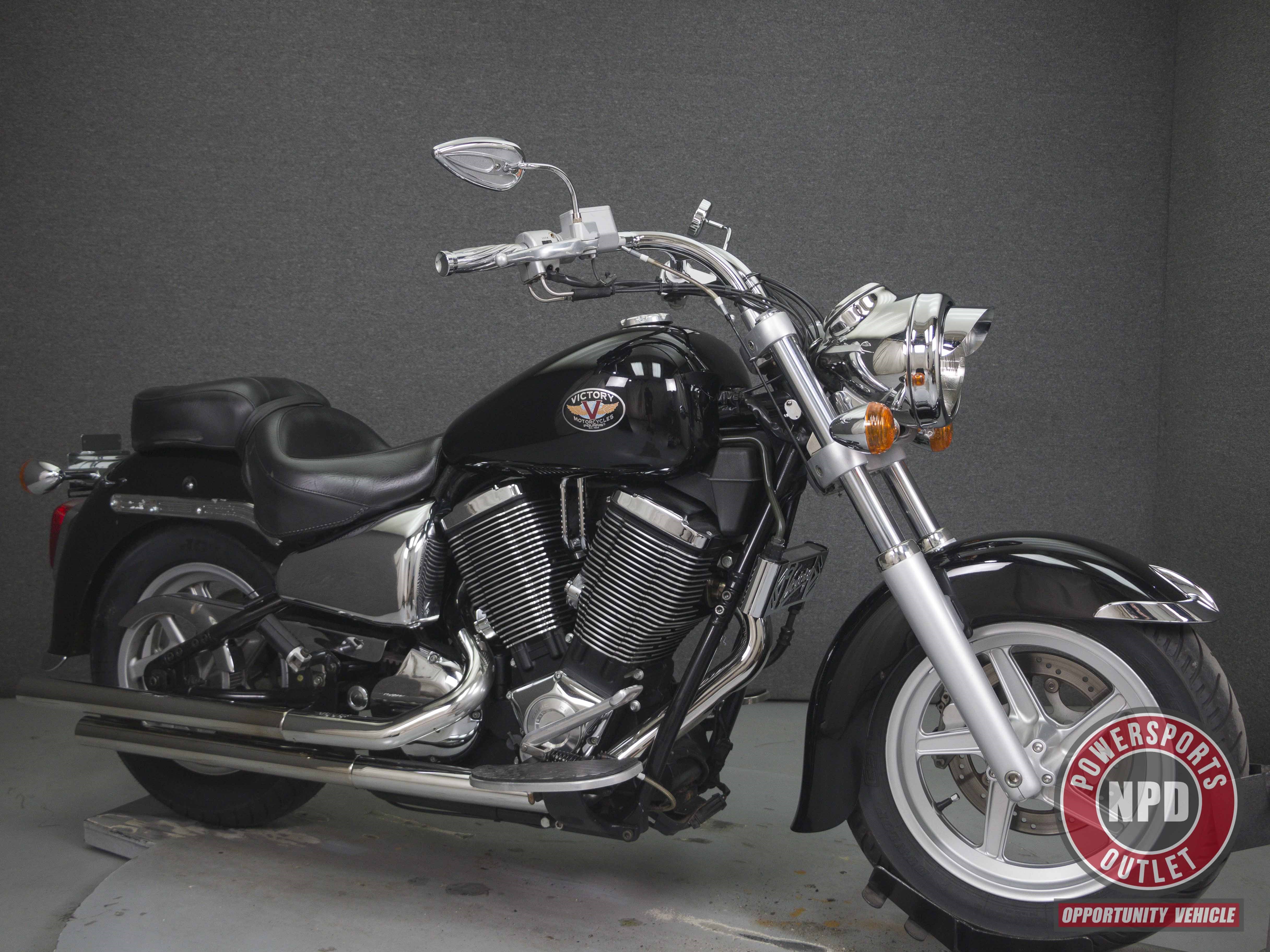 2003 Victory V92C Classic Cruiser (BLACK), Pembroke, New Hampshire