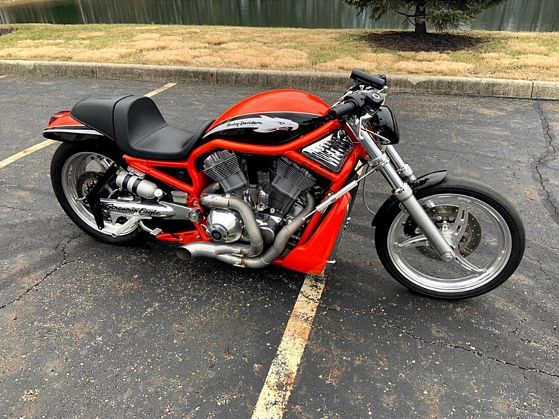 2006 HarleyDavidson® VRXSE Screamin' Eagle VRod® Destroyer (Twotone Electric Orange / Black