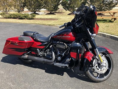 Used 2017 Harley-Davidson® CVO™ Street Glide®