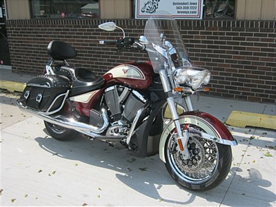 2011 Victory Cross Roads Review