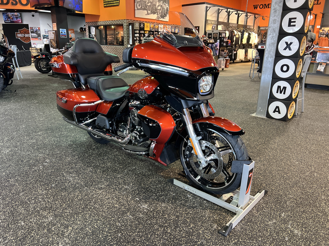 Street Glide® Ultra