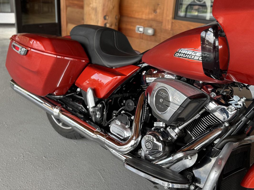 Road Glide®