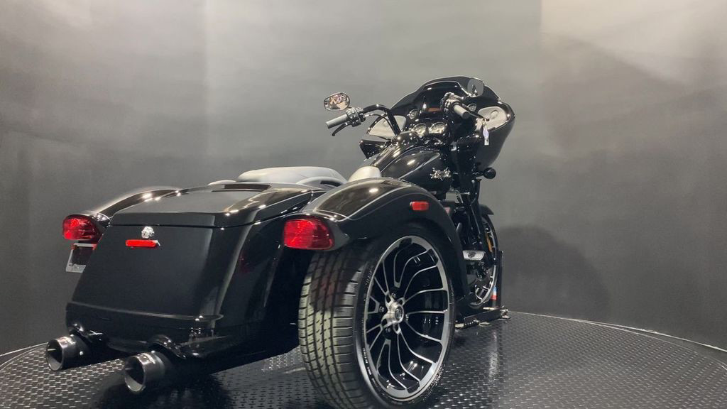Road Glide® 3