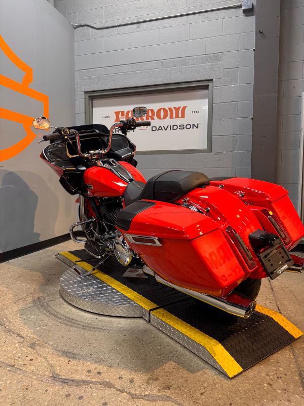 Road Glide®