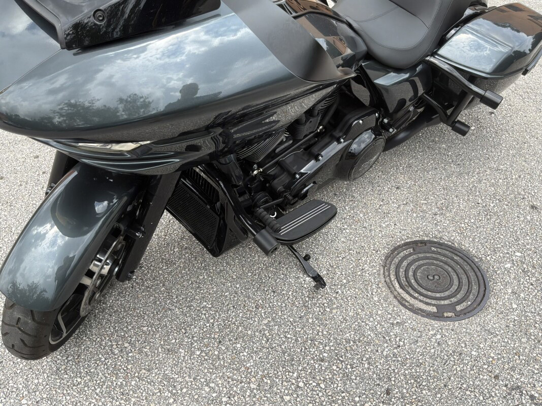 Road Glide®