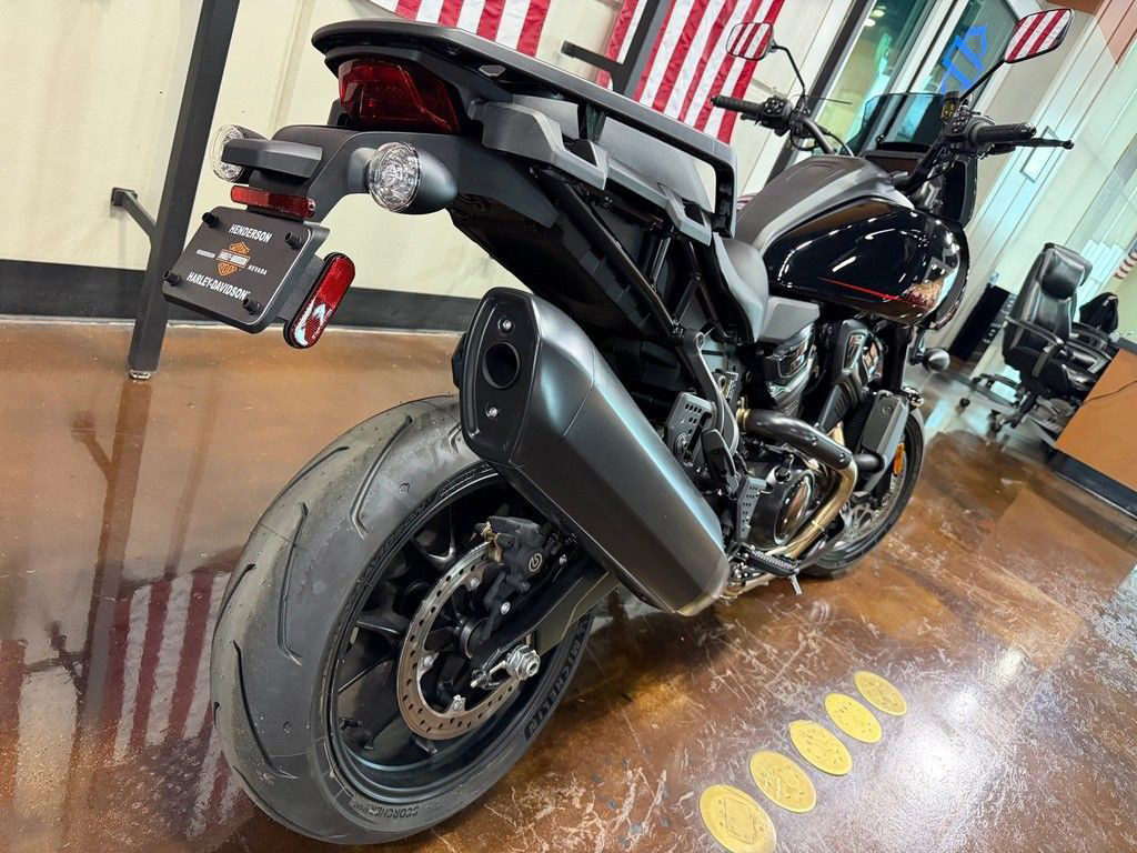 Pan America® 1250 ST